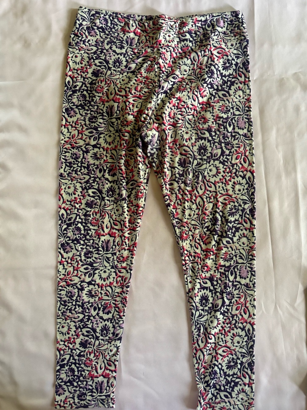 LuLaRoe Purple, Coral, & Cream Floral Print Leggings TC